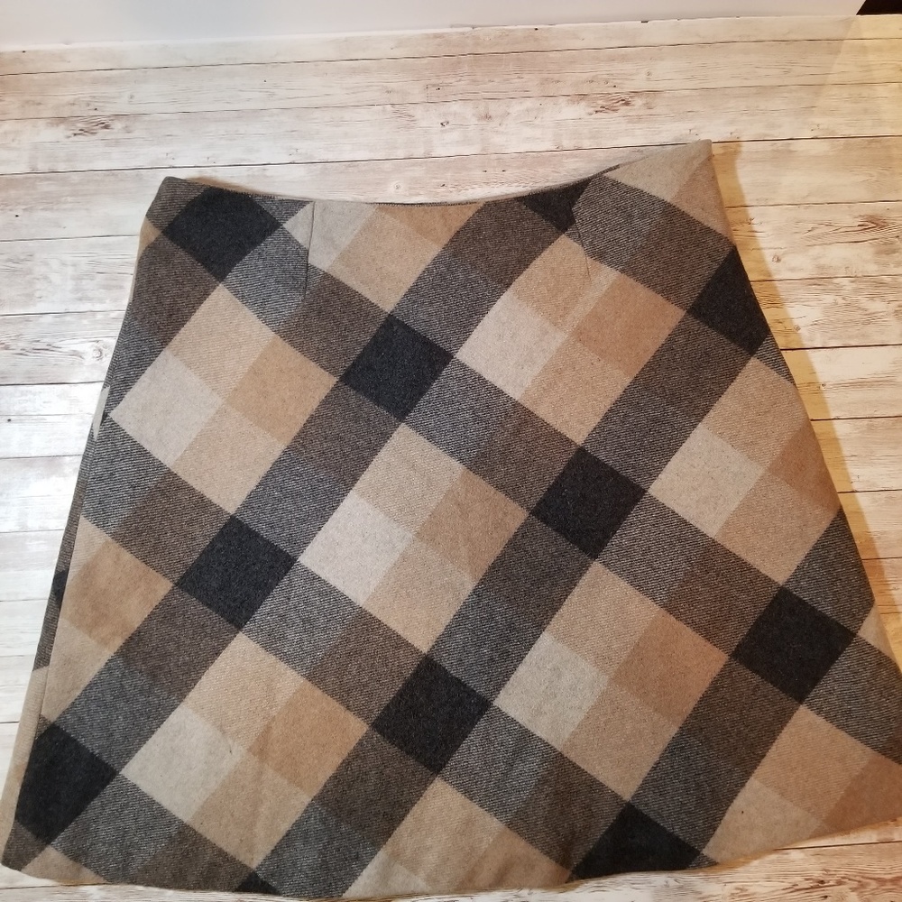Chadwicks of Boston Woman's Wool Blend Plaid Skirt